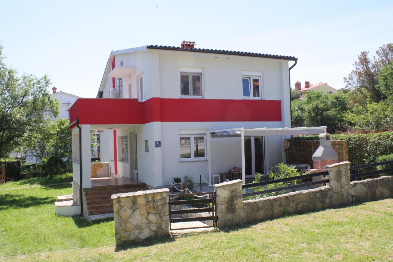 Holiday Home Radmila بريمونتيرا المظهر الخارجي الصورة