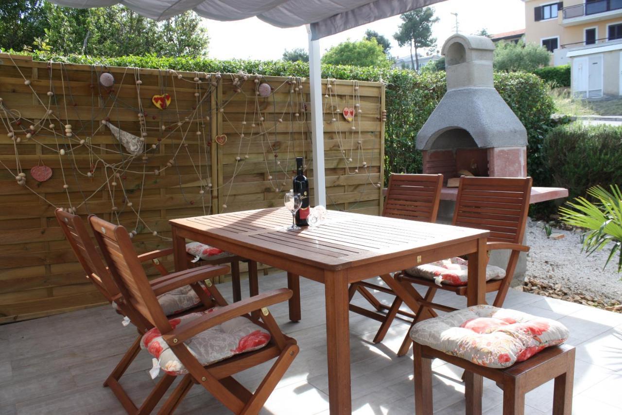 Holiday Home Radmila بريمونتيرا المظهر الخارجي الصورة