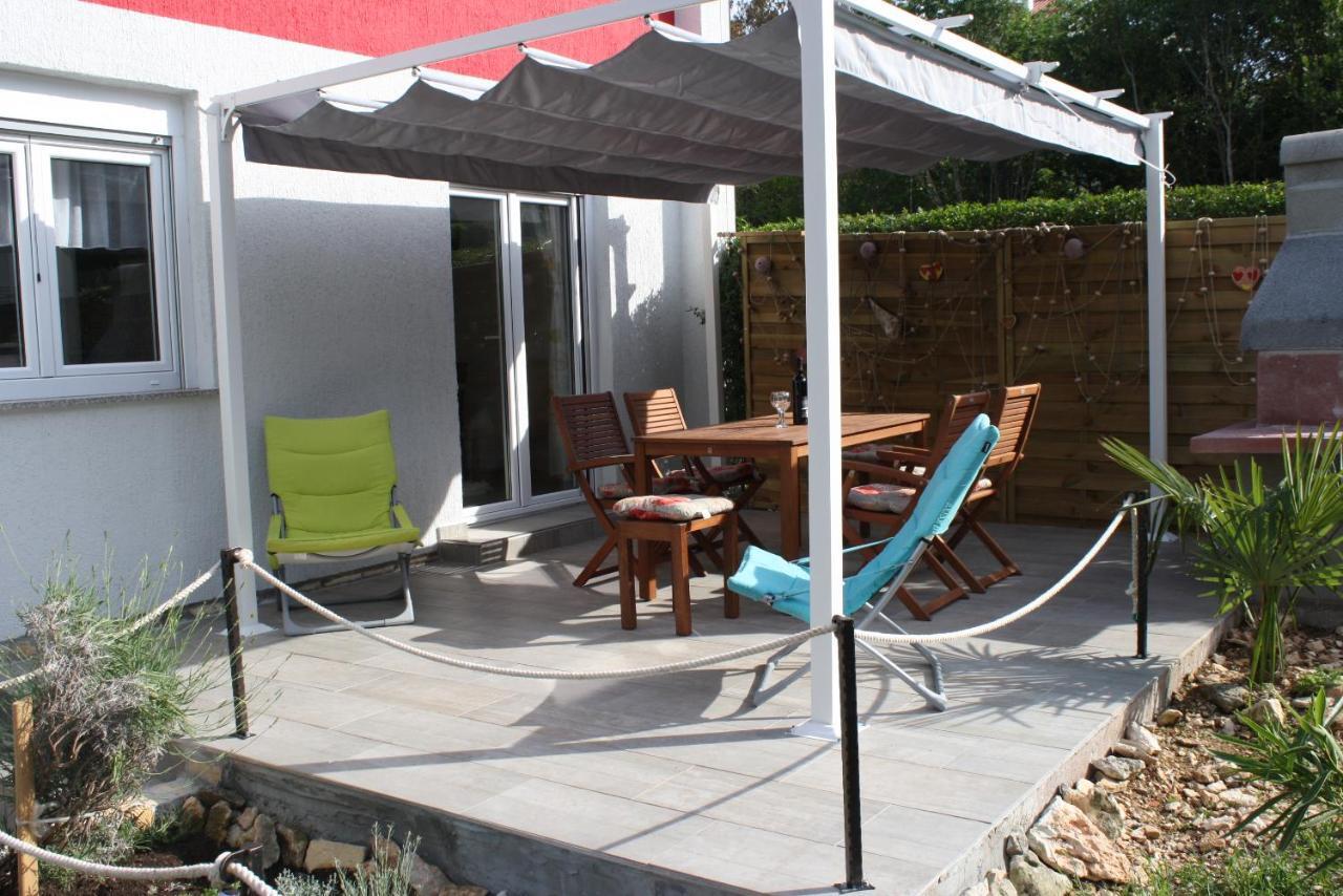 Holiday Home Radmila بريمونتيرا المظهر الخارجي الصورة